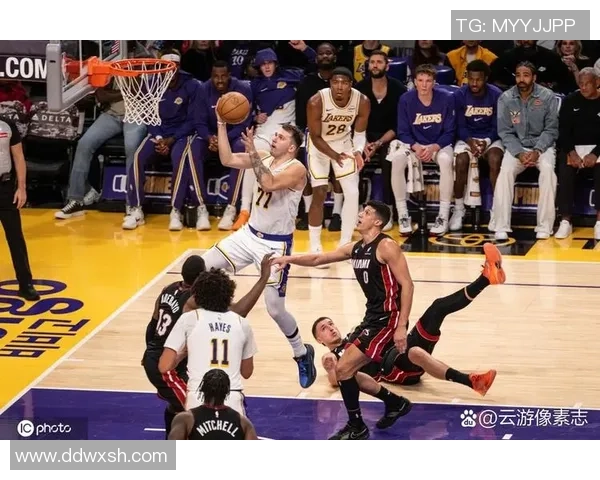 NBA总决赛湖人对热火第六场直播在线观看精彩瞬间回顾与分析 NBA总决赛湖人对热火第六场直播在线观看精彩瞬间回顾与分析