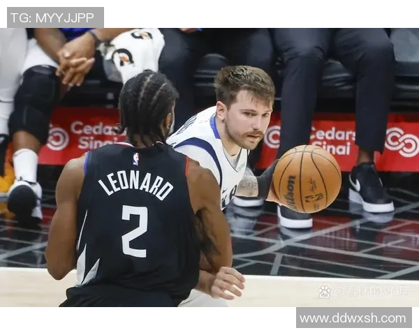 快船与独行侠G3精彩对决原声回放全程回顾与分析